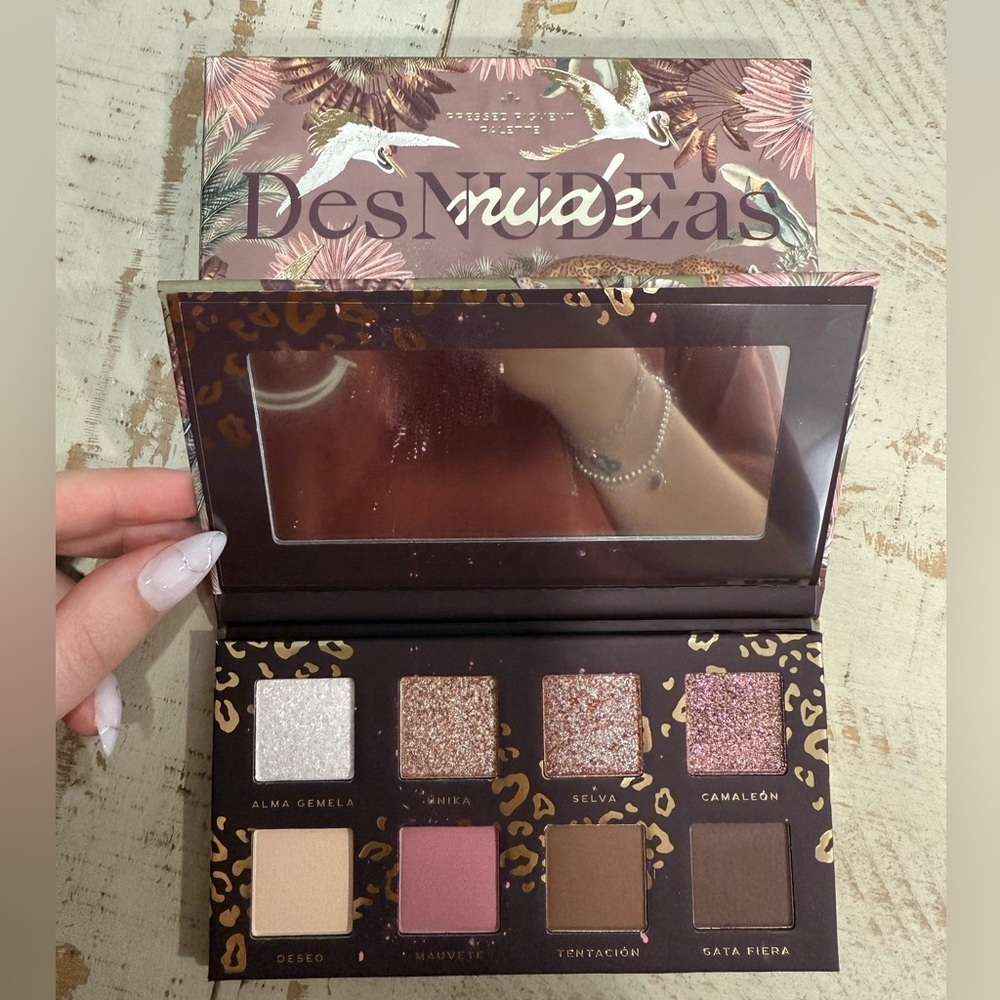 NIB Alamar Cosmetics Exotica Des Nudeas Eyeshadow Palette